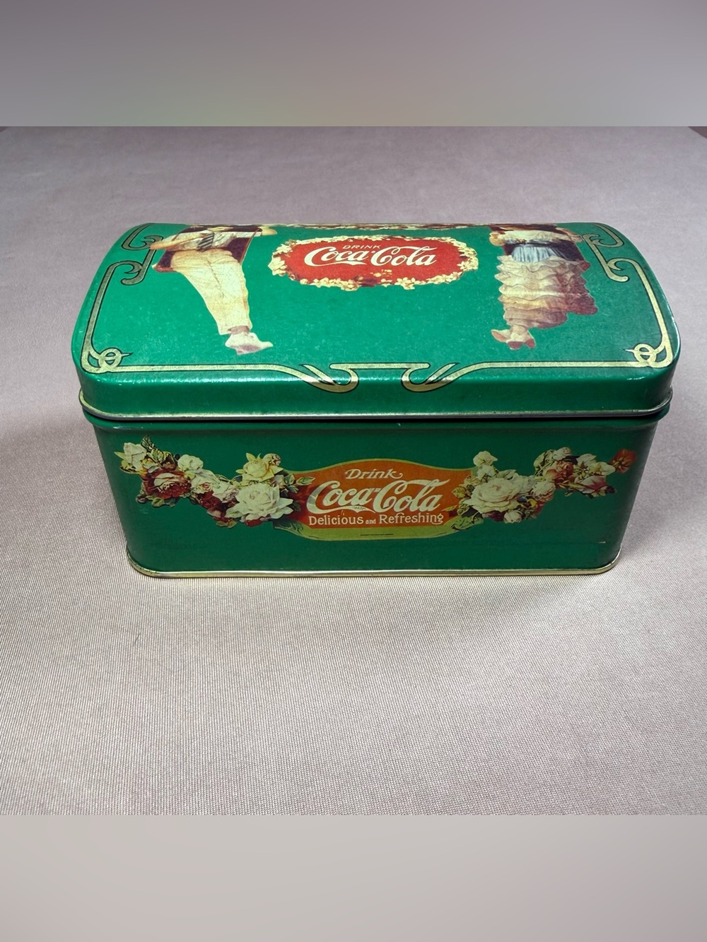 Vintage Rare 1997 Drink Coca Cola Green Tin Container Hinged Lid Couple Swinging
